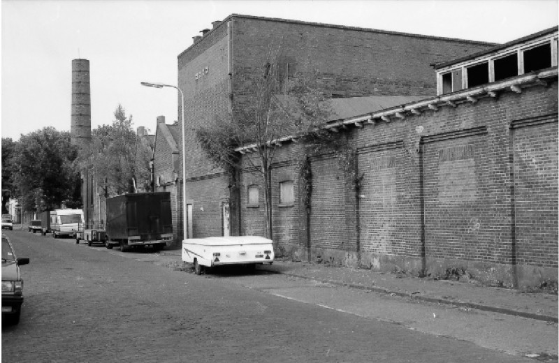 Stroinksbleekweg fabrieksstraat bij textielfabriek van I. I. Rozendaal 13-5-1999.jpg