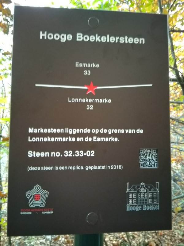 Hoge Boekelerweg 255 Hooge Boekelersteen. Monumentenbord nr. 90.jpg