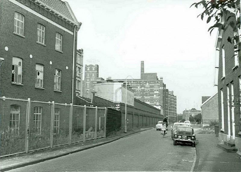 Lage Bothofstraat 1972 Textielfabriek Van Heek & Co. N.V..jpg