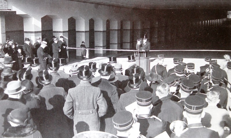 Prinsessetunnel opening van de prinsessetunnel op 1 februari 1938 daags na de geboorte van Prinses Beatrix.jpg