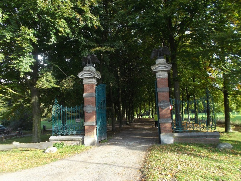 Hengelosestraat Poort Ledeboerpark.JPG