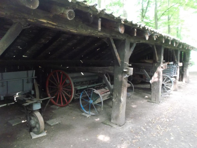 Van Heeksbleeklaan Ledeboerpark Lammerinkswönner wagenloods.JPG