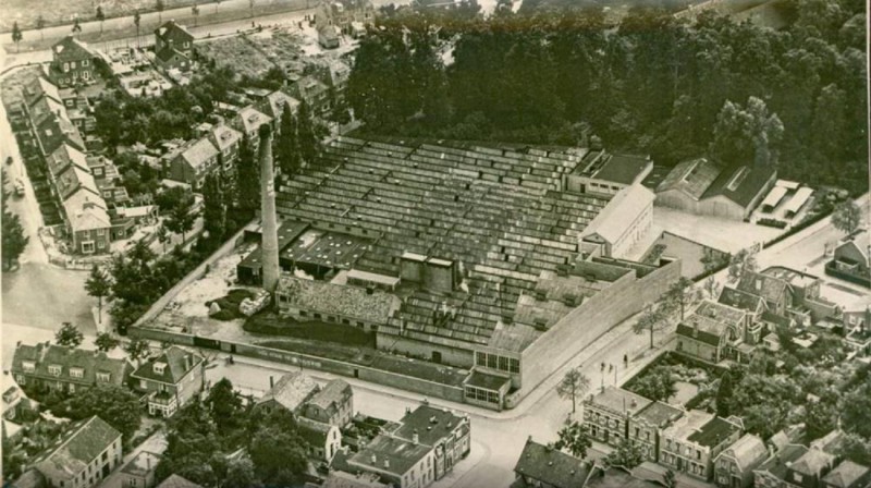 Perikweg hoek Javastraat Batofabriek 1950.JPG