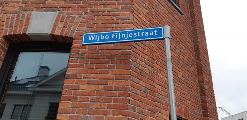 Wijbo Fijnjestraat straatnaambord.jpg
