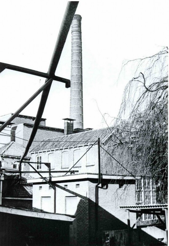 Kneedweg Textielfabriek van E. ter Kuile & Zoons 1970.jpg