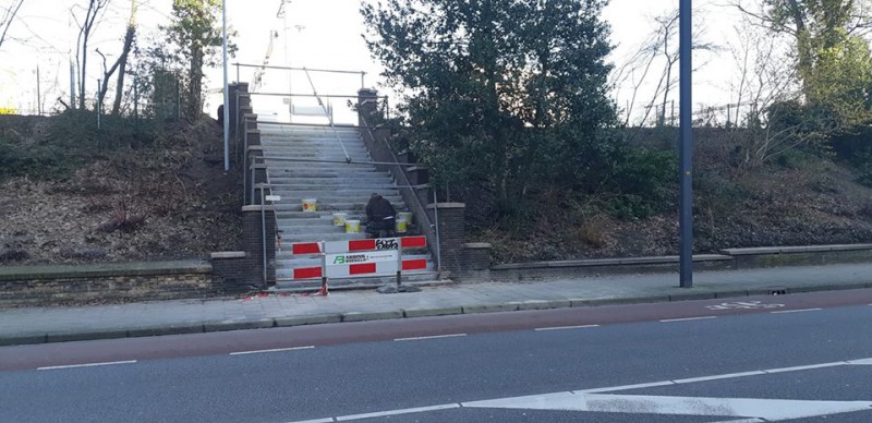 Parkweg werkzaamheden bij het trapje naar het oude station 26-2-2019.jpg