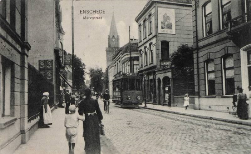Marktstraat tram 1929.jpg