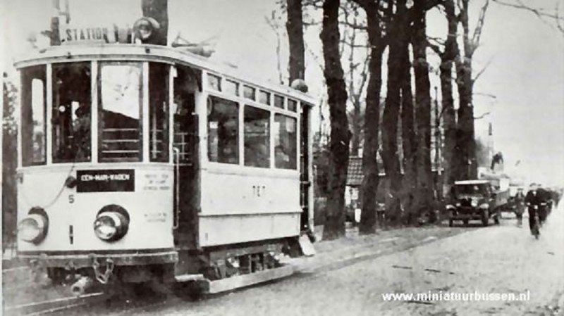 Glanerbrug eindhalte tram 1930.jpg