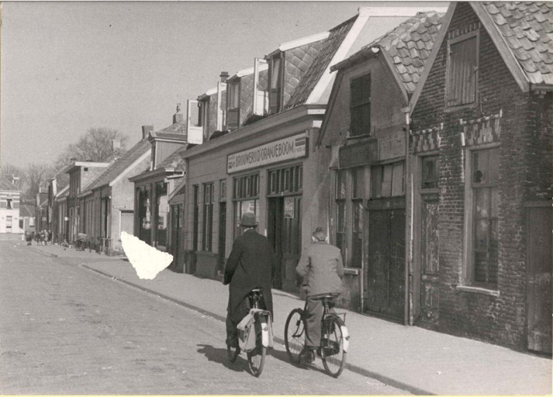 Oranjestraat vanaf Kuipersdijk richting Diezerstraat.jpg