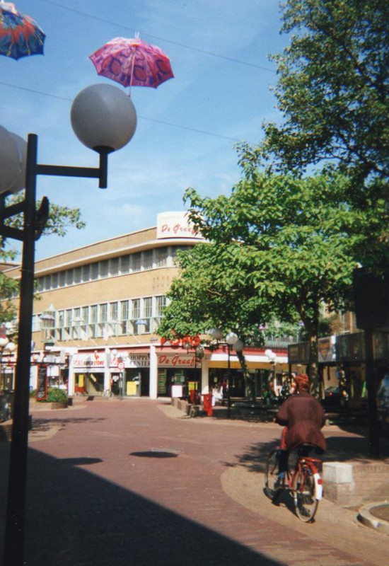 Marktstraat hoek Kruispunt De Graaff pand Vroom en Dreesmann.jpg