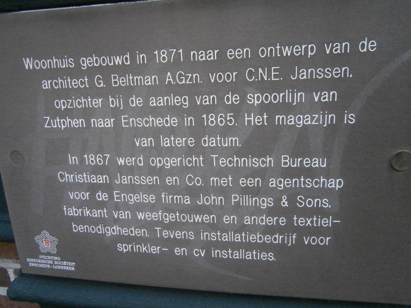 Oldenzaalsestraat 110 woonhuis Chr. Janssen monumentenbord nr. 44.JPG