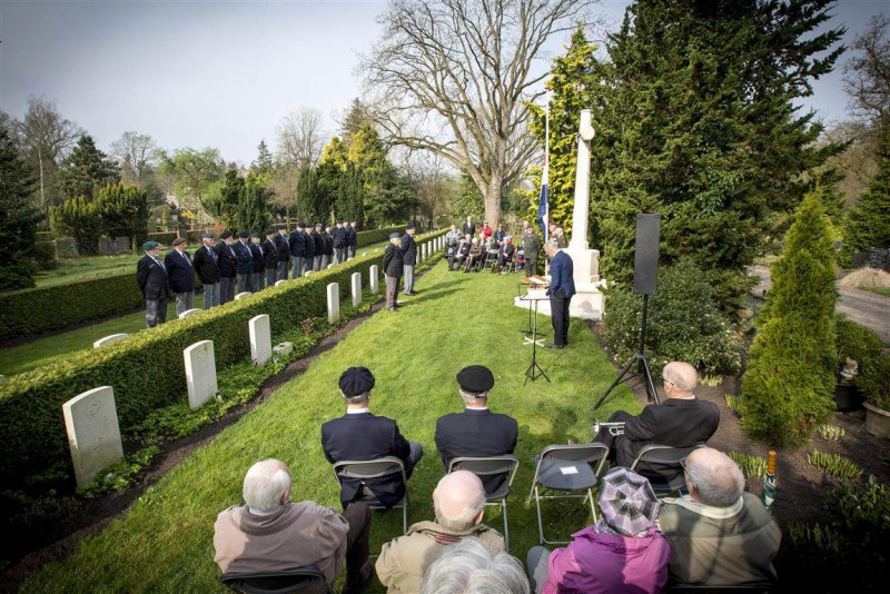 Enschede herdenkt zaterdag de bevrijding van 1 april 1945.jpg