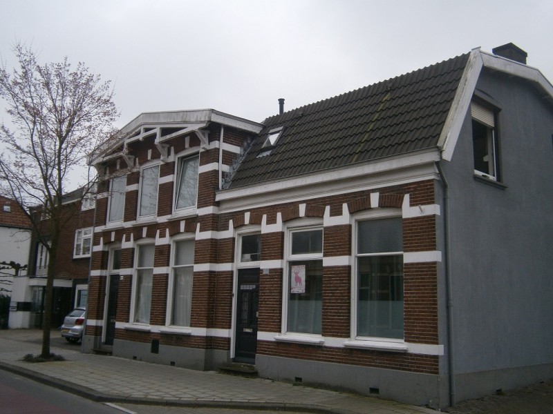 Emmastraat 143 (2).JPG