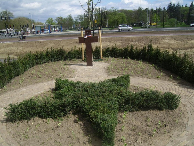 oorlogsmonument Hengelosestraat.jpg