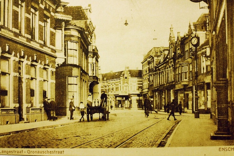 Gronausestraat 8 links.JPG