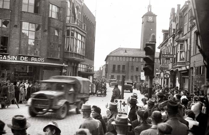 Bevrijding herdacht in Enschede.jpg