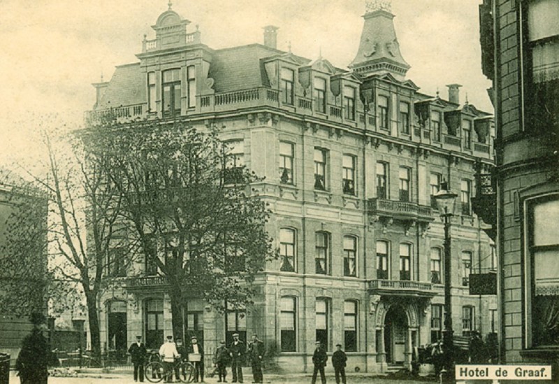Haaksbergerstraat 1 Hotel De Graaff 1910.jpg