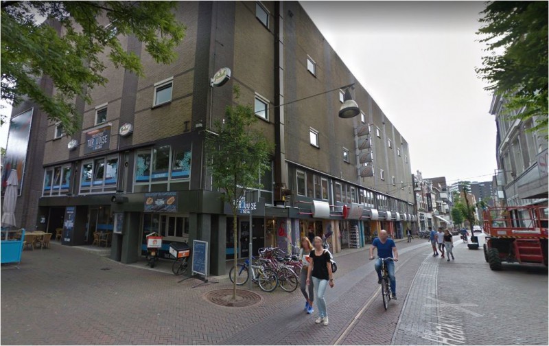 Korte Haaksbergerstraat - zonder hotel De Graaf en oude politiebureau.JPG