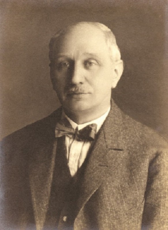 Portret van gemeentesecretaris C.F. Klaar 1927.jpg