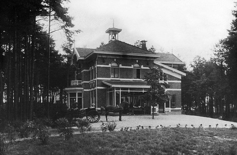Hooge Boekel  villa van Harry ter Kuile 1898.jpg