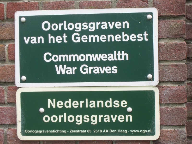 oorlogsgraven Oosterbegraafplaats Noord Esmarkerrondweg.jpg