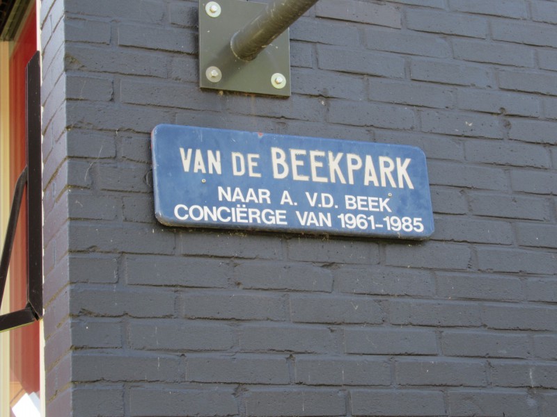 2019 05 15 Van de Beekpark - nog steeds (2).JPG