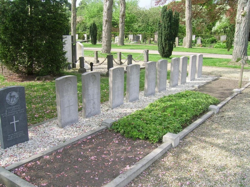 oorlogsgraven 1914-1918 Oosterbegraafplaats.jpg