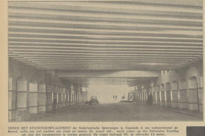 Parkweg tunnel onder spooremplacement. krantenfoto 20-1-1938.jpg