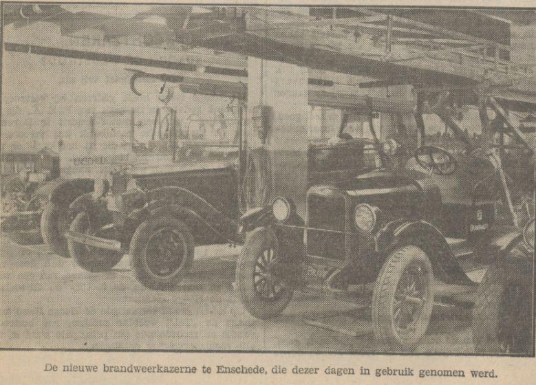 Kuipersdijk 8-10 nieuwe brandweerkazerne krantenfoto 23-6-1931.jpg