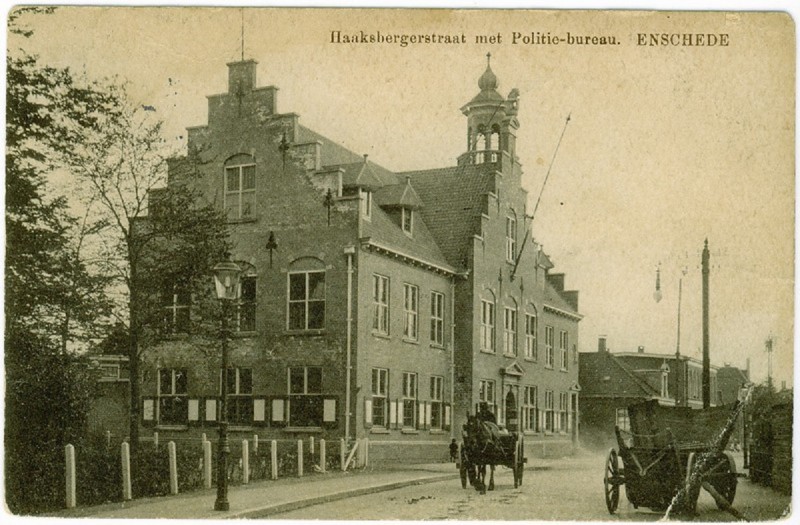 Haaksbergerstraat 35 Politiebureau 10-4-1913.jpg