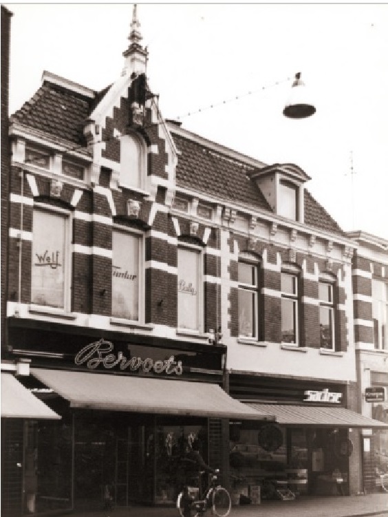 Hengelosestraat 14-16 Winkelpanden van Sachse en Bervoets.jpg