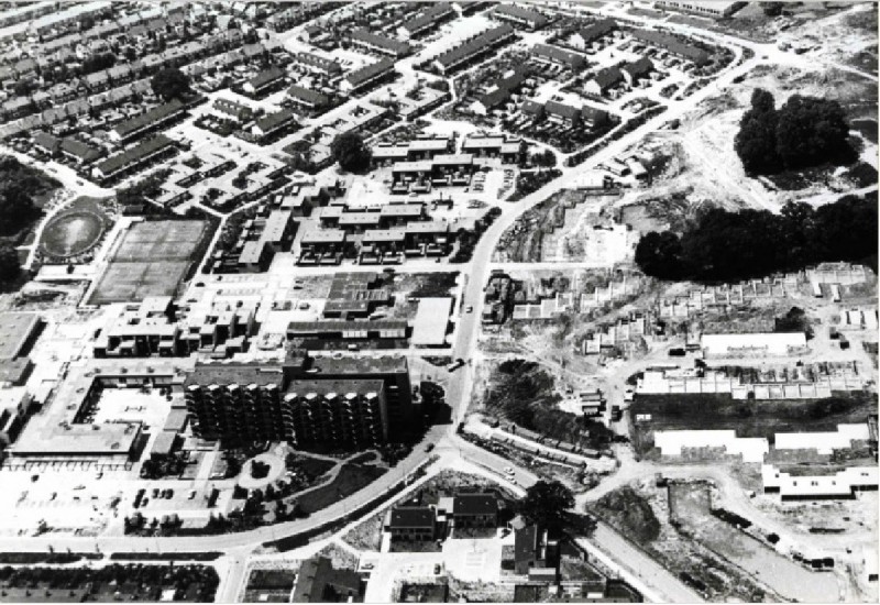 Park Stokhorst luchtfoto. In westelijke richting van Brakerhorst tot Floraparkstraat 26-6-1978.jpg