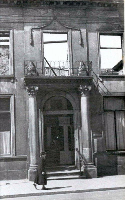 Langestraat 41 Janninkshuis na bombardement feb. 1944(2).jpg
