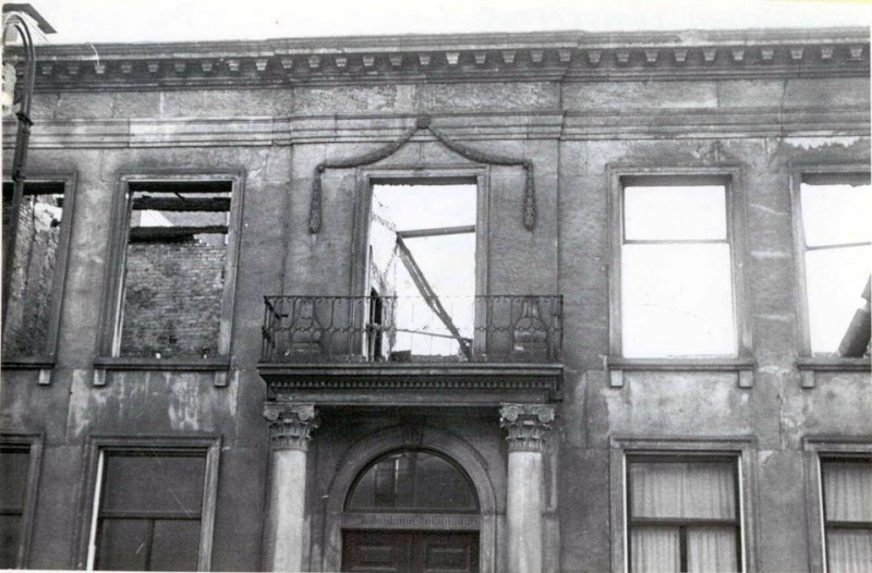 Langestraat 41 Janninkshuis na bombardement feb. 1944.jpg