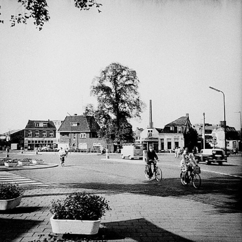 Beltstraat op de achtergrond hoek Koningstraat.jpg