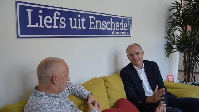 De strijd van Enschede trekt burgemeester Van Veldhuizen.jpg