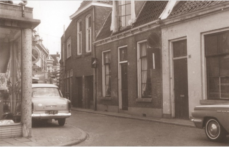 Stadsgravenstraat 38 hoek Van Lochemstraat 1967.jpg