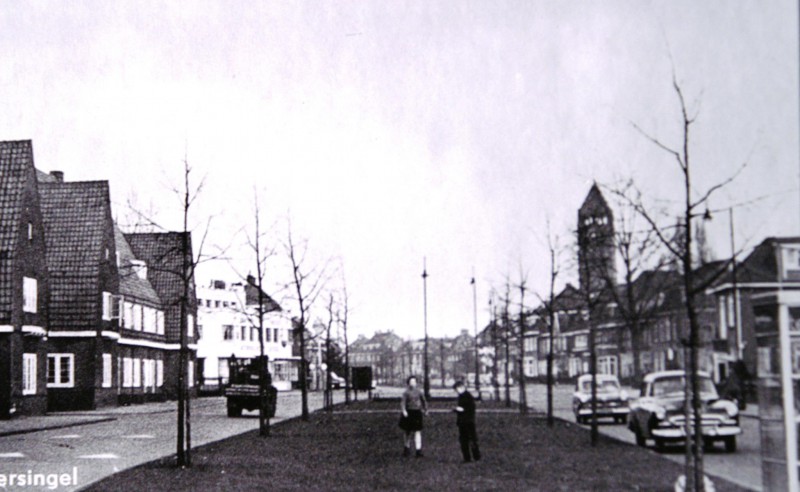 Lasondersingel 1958 met twee gescheiden rijbanen.jpg