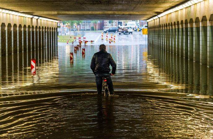 Prinsessetunnel in Enschede nu 'veilig' bij regenval.jpg