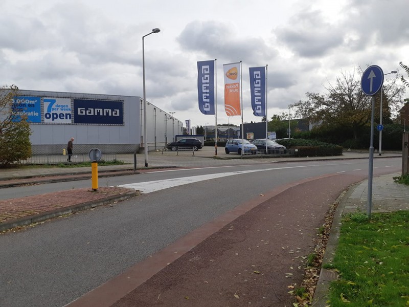 Broekheurnerweg vanaf Haaksbergerstraat links Slijpsteen.jpg