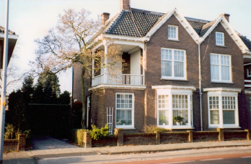 Oldenzaalsestraat 197 foto 1991.jpg