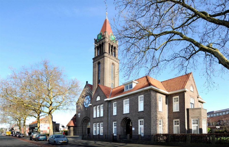 Mariakerk in Enschede verkocht en wordt bedrijfsgebouw.jpg