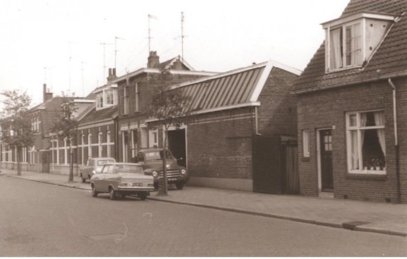 Tweede Emmastraat 39-41  1967.jpg