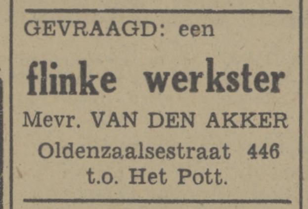 Oldenzaalsestraat 446 Mevr. van den Akker advertentie Tubantia 1-4-1948.jpg