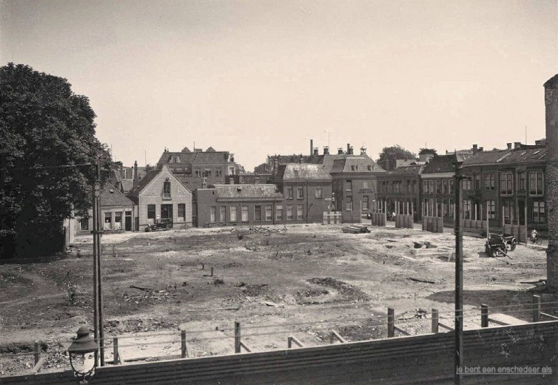 Hofstraat hoek Langestraat bouw nieuwe stadhuis 1930.jpg