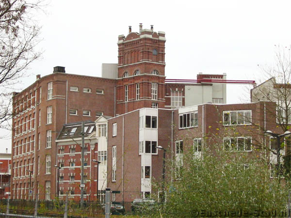 Parallelweg 102-188 Noorderhagen Breugelmansgaarde vroeger Van Heek complex. noordgevel doorkijjkje.jpg