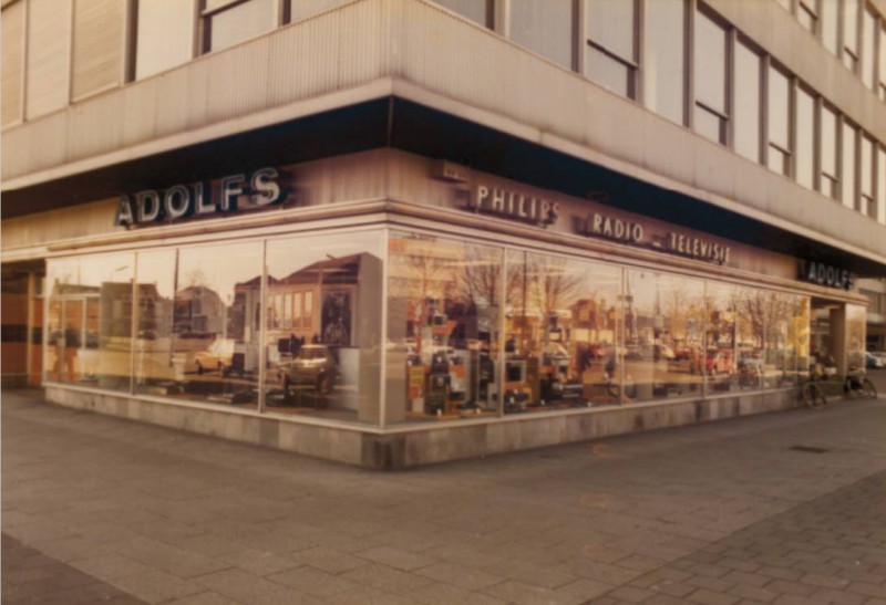 Boulevard 1945 Adolfs 1977.jpg