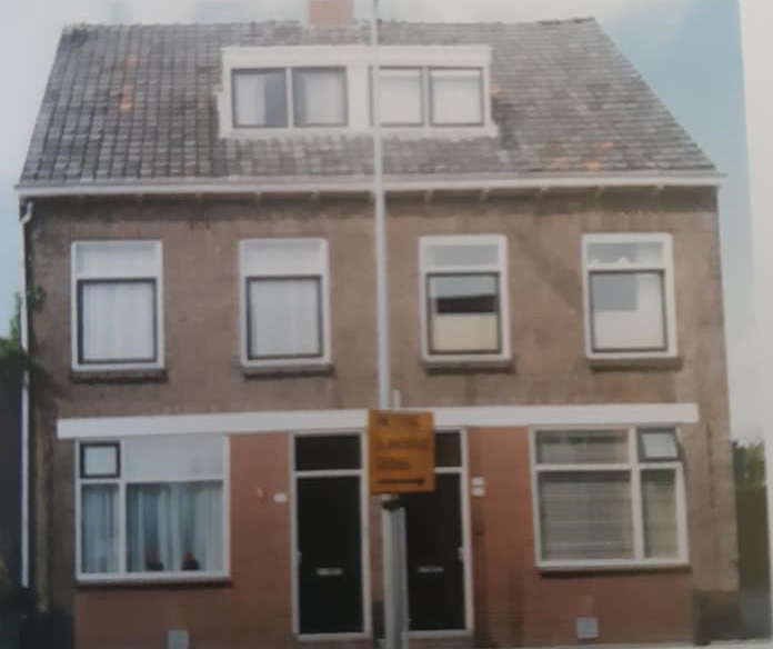 Deurningerstraat 173 kapsalon G. Bartels.jpg