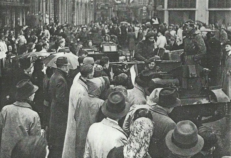 Hengelosestraat 24 thv Stationsplein bevrijding 1-4-1945.jpg