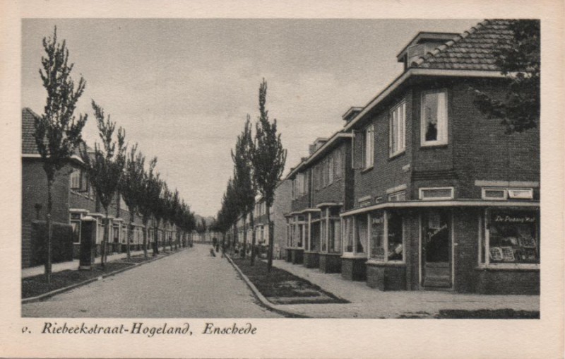 Van Riebeekstraat  hoek Padangstraat  Hogeland.jpg
